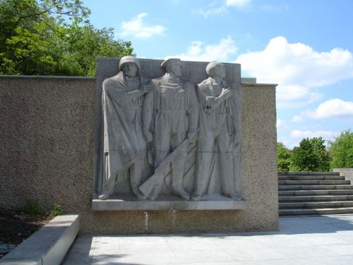 Memorial to Polish Soldiers and German Anti-Fascists in Berlin