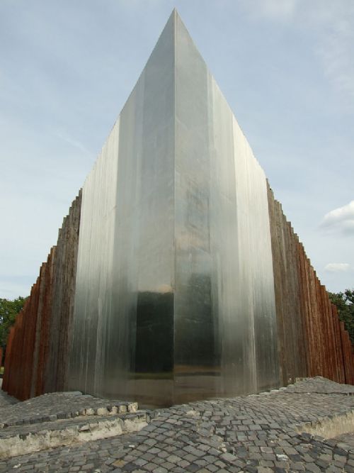 1956 revolution memorial in Budapest