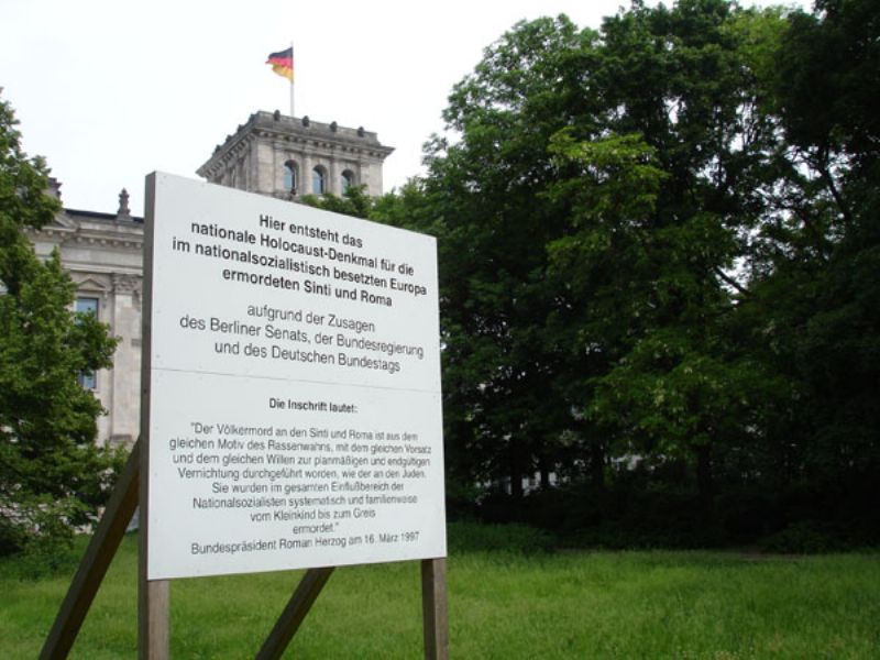 Memorial to the Sinti and Roma victims of National Socialism